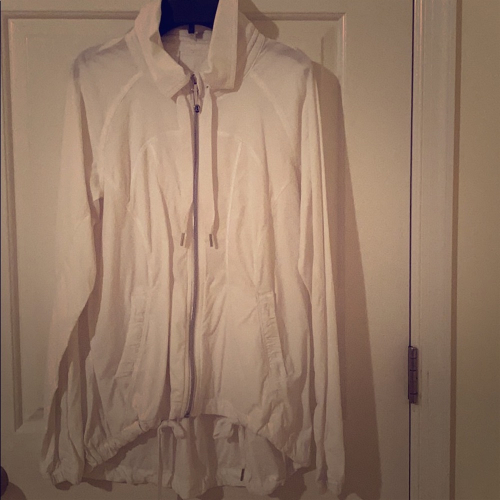 Lululemon pleated long lightweight jacket.